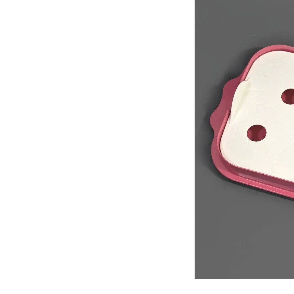 Tupperware cookie cutter